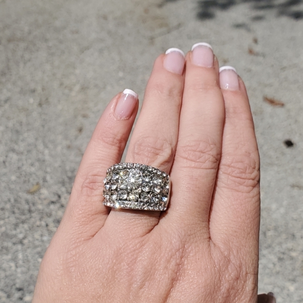 NEW Luxury 925 Silver Diamond Wedding Band NEW - Picture 7 of 7